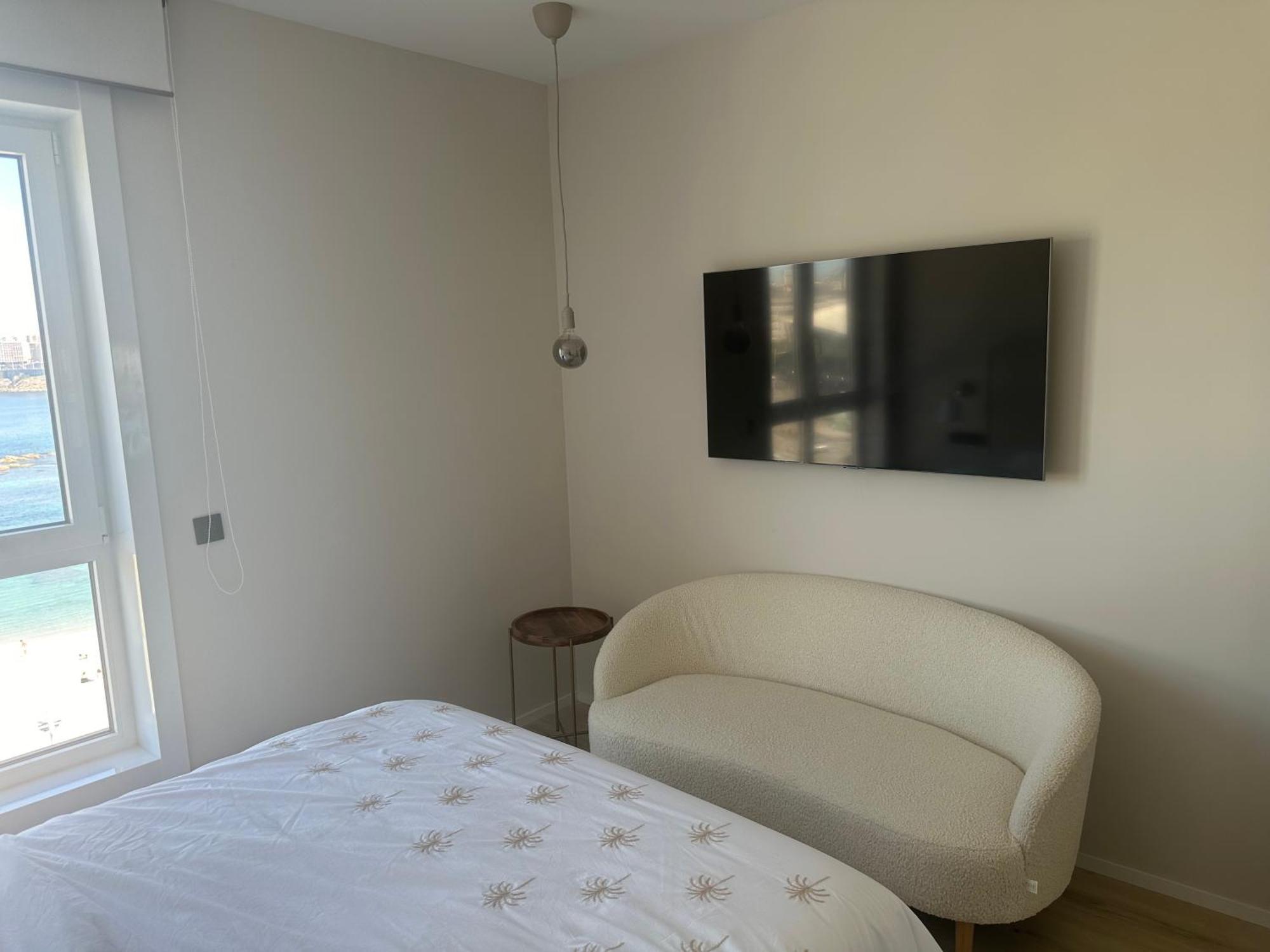 Piso Con Vistas A La Playa De Riazor Apartamento Corunha Exterior foto