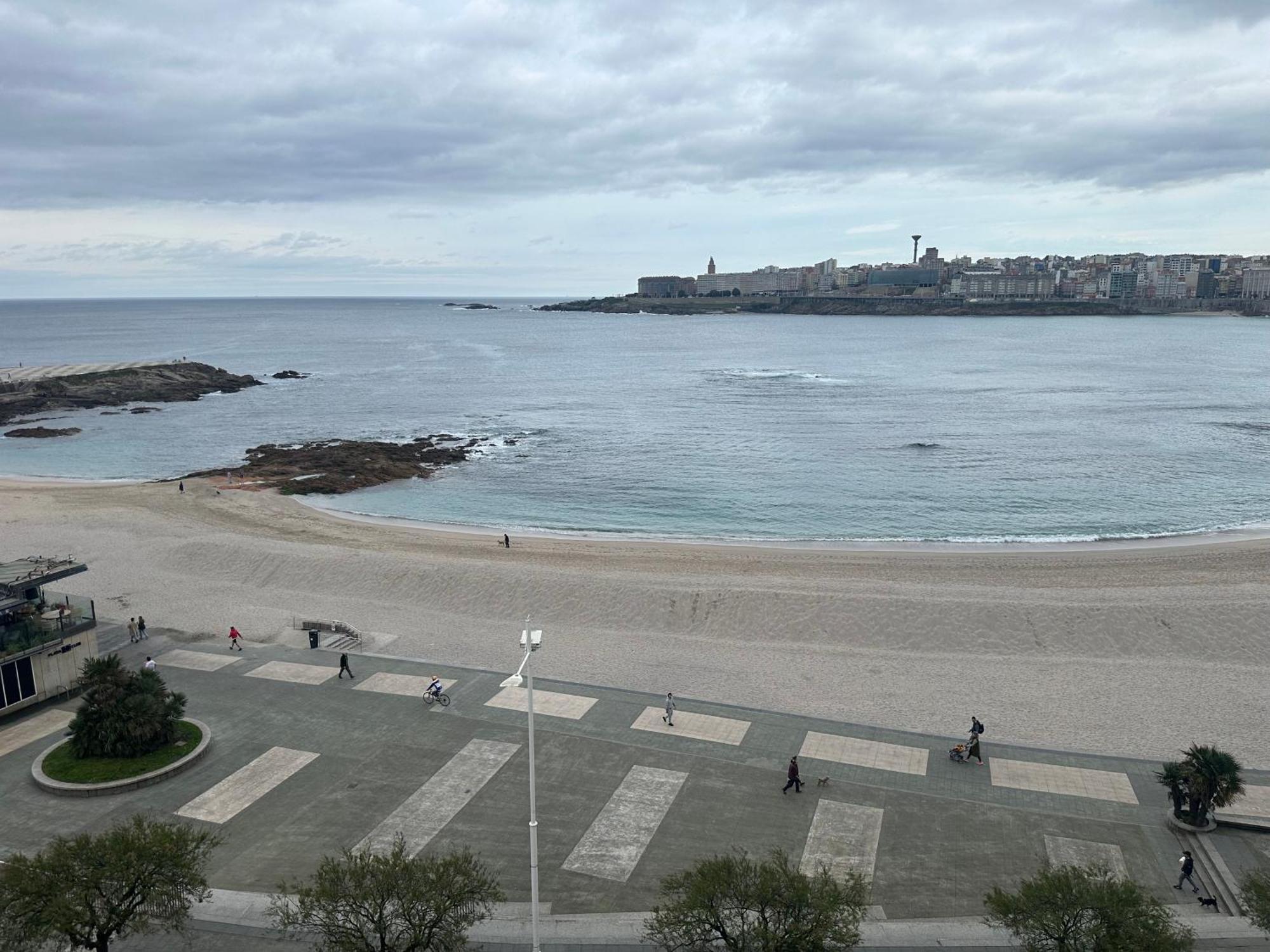 Piso Con Vistas A La Playa De Riazor Apartamento Corunha Exterior foto